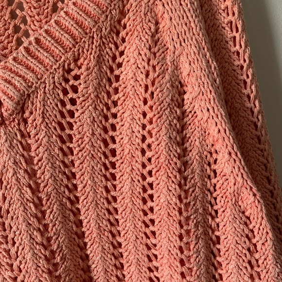 Coral crochet v neck sweater - Picture 3 of 6